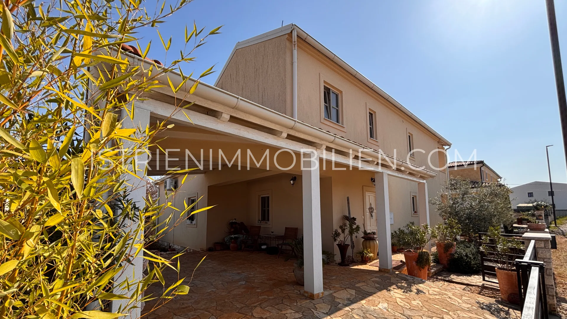 Sonniges Haus in Kaldanija bei Buje in Nordistrien